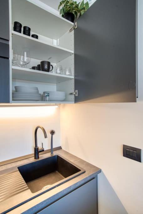Italianflat - Canal Couture, Navigli Luxury Retreat Милан Экстерьер фото